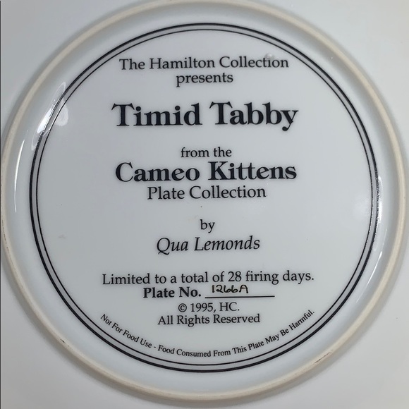 “Timid Tabby” Qua Lemonds Cat Collector Plate - Picture 3 of 5
